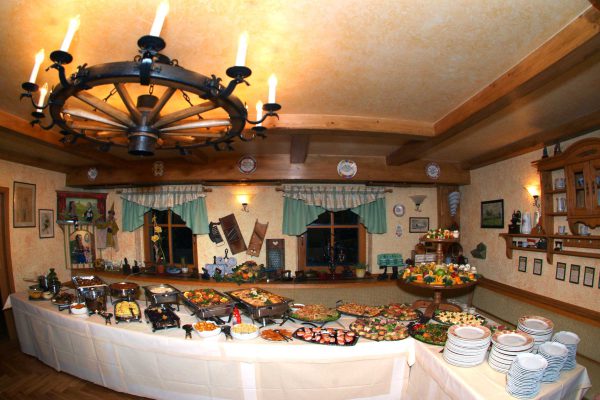 Buffett in der Bauernstube
