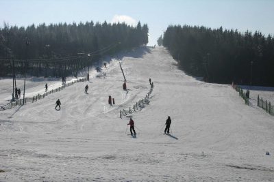 Abfahrtski in Altenberg